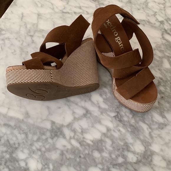 Pedro Garcia Wedges - Picture 3 of 4